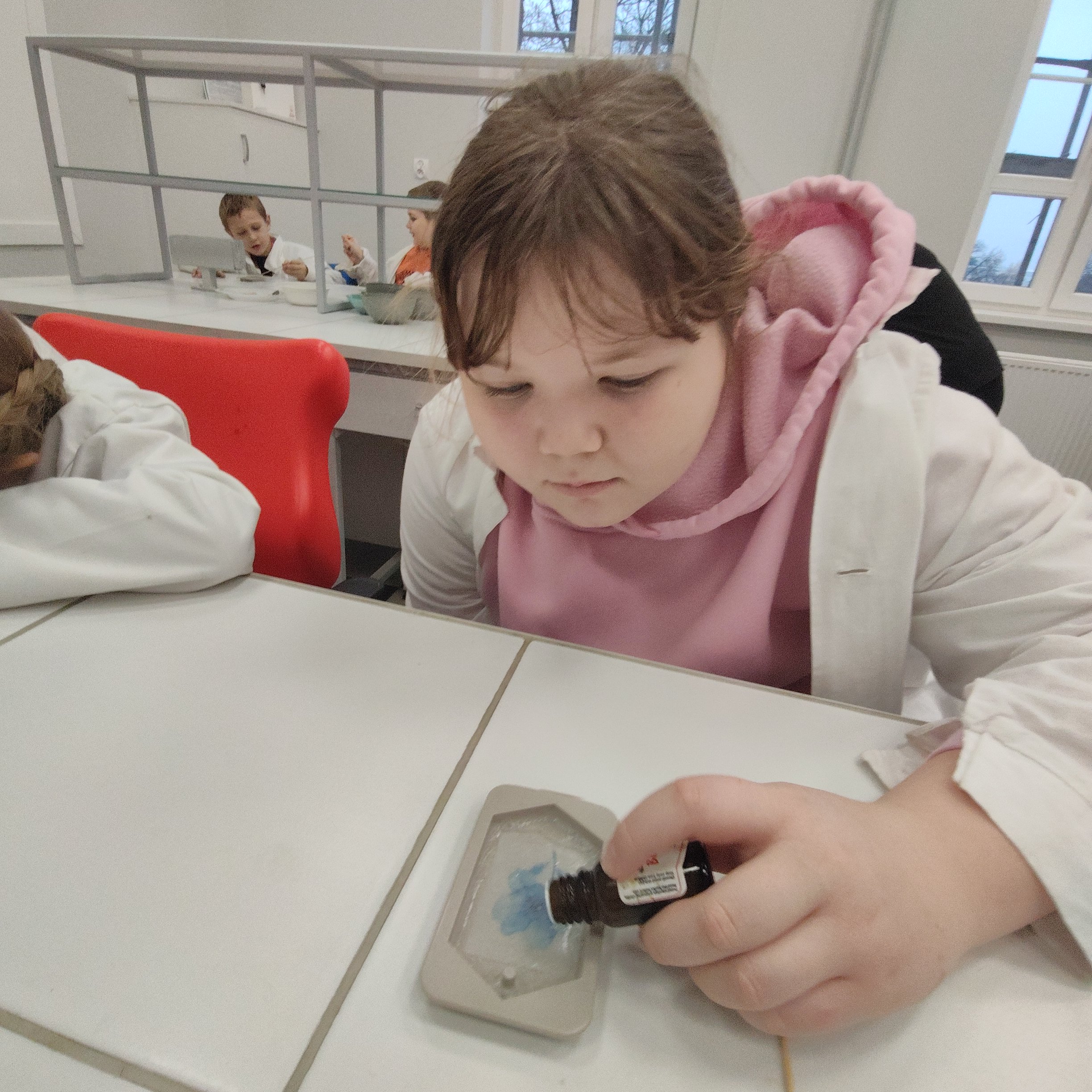 Małe dzieła sztuki w kostce – warsztaty mydełek glicerynowych 🧼✨